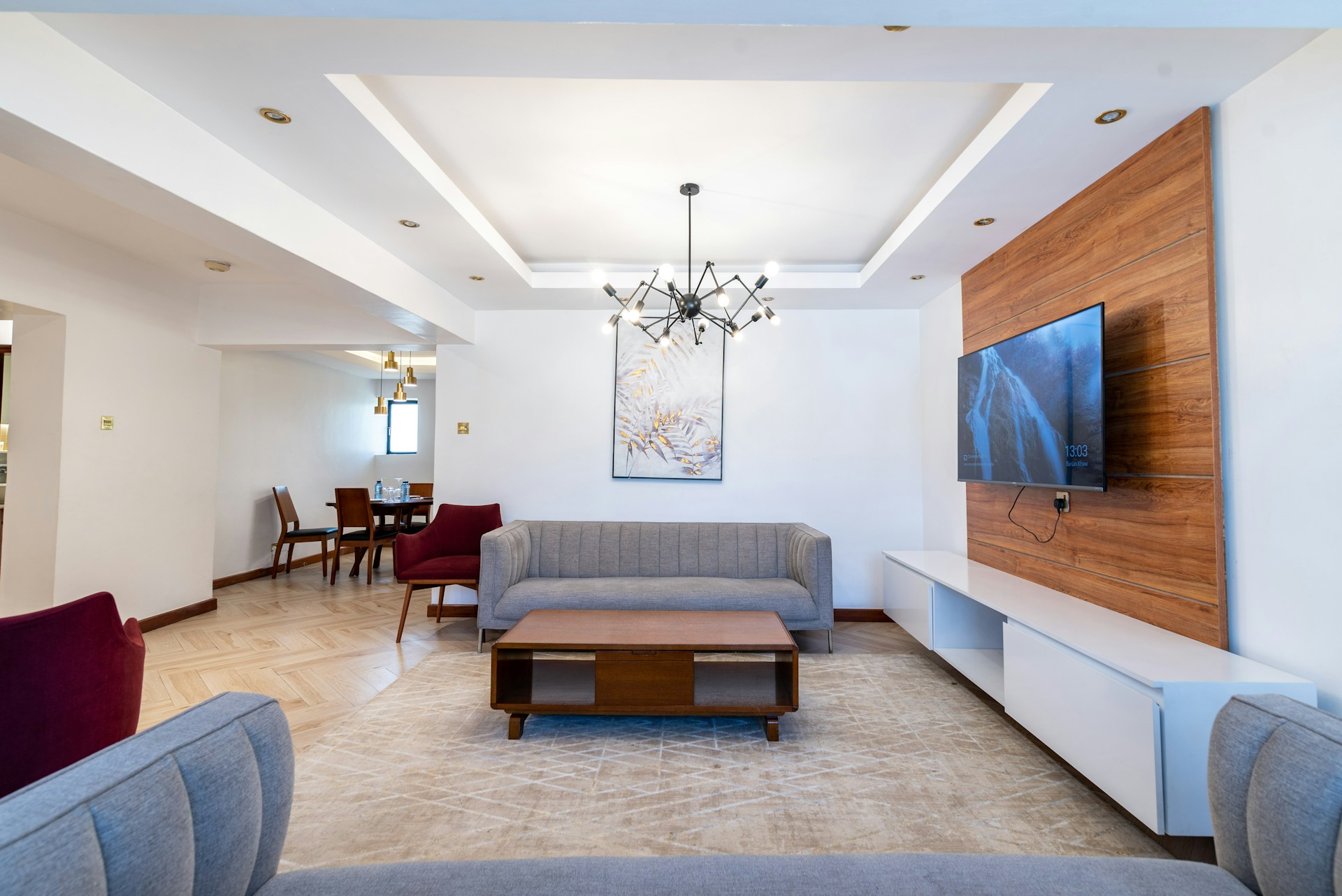 Get the best hotel deals with afforable ratings